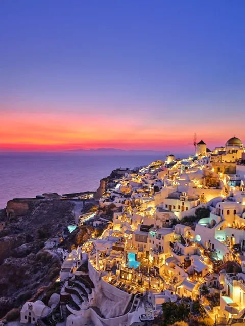 Santorinios | The World's #1 Aegean Sunset