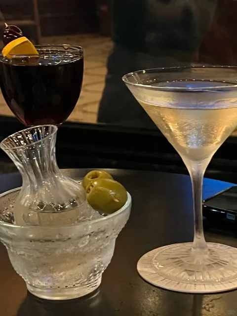 🍸 Those Perfectly Tipsy Moments at Bar Pisellino 🍸