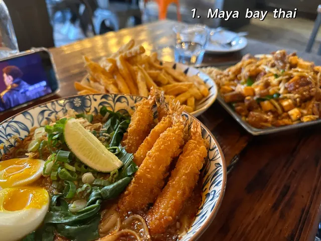 Downtown Toronto Restaurant Guide | Hits & Misses 🍽️⚡