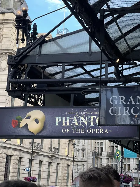 Phantom of the Opera | A Must-See Guide for the Experience