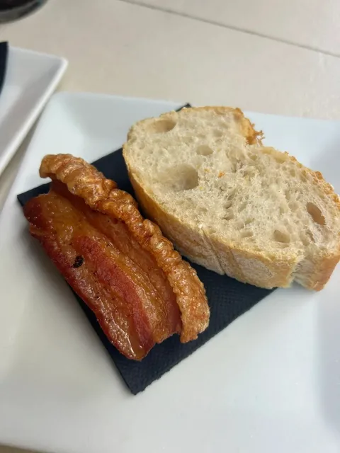 Here are some delicious restaurants in Soria �🍴: