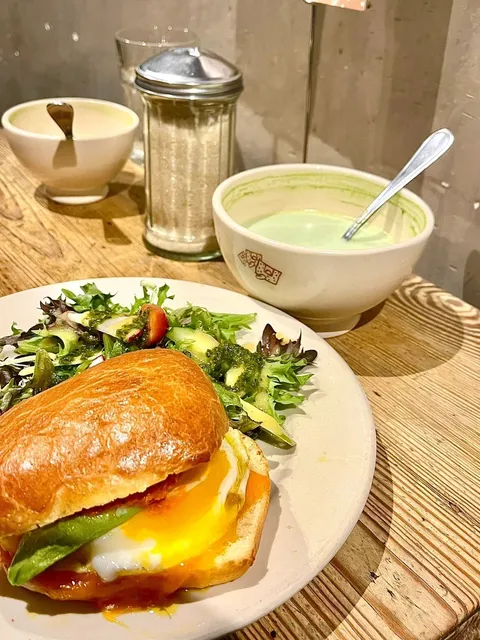 New York Brunch Spot | Le Pain Quotidien 🍽️
