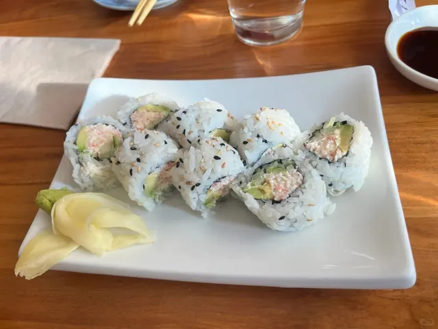 Japanese Food in a Korean Plaza – Kazoku 🍣 | Edmonds Hidden Gem!