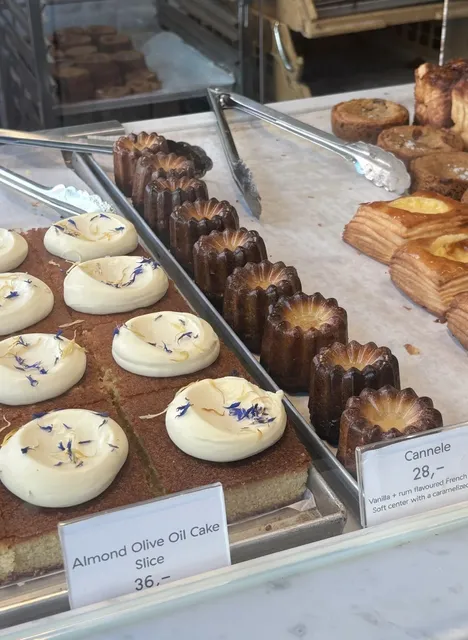  Copenhagen | Ex-Noma Chef's Bakery Lives Up to the Hype! 🥐🔥🇩🇰 