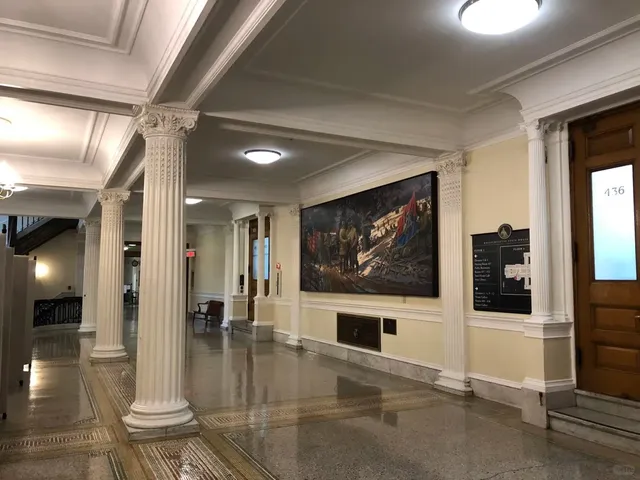 Massachusetts State House: A Beacon of Democracy 🏛️💫