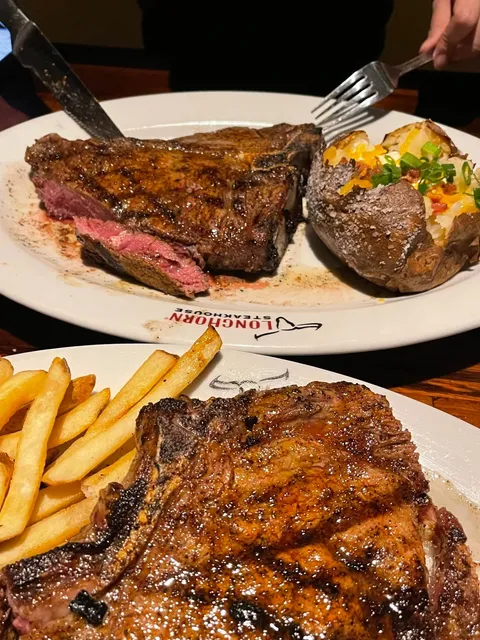 Orlando Olea's Super Delicious Steakhouse! Affordable large bowls ❤❤