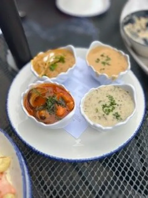 Duke’s Seafood on Lake Union – A True Taste of the Pacific Northwest! 