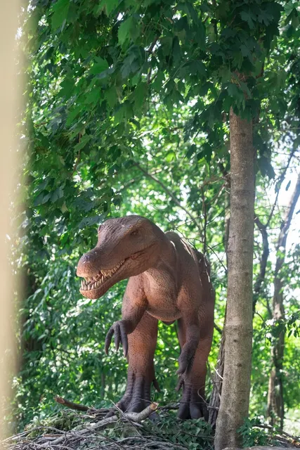Roger Williams Park Zoo - Where Dinos Roar & Kids Sprint 🦖🏃♀️  