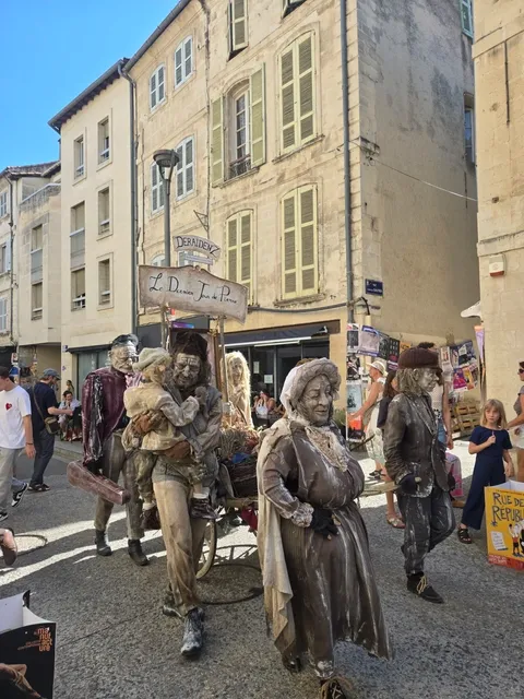 10 Must-Do Experiences in Avignon: A 7-Day Itinerary 🇫🇷🎭