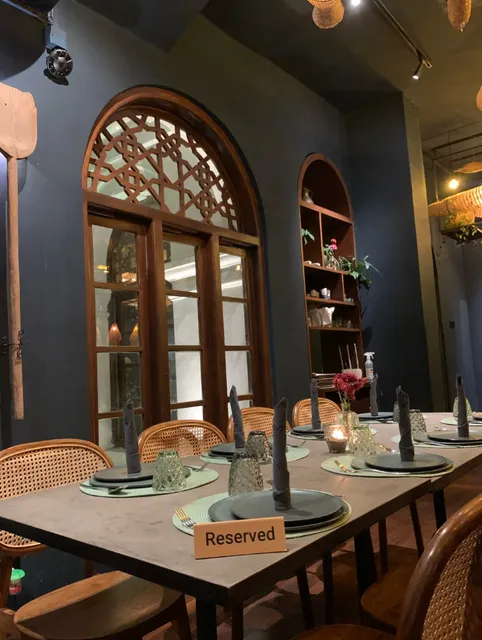 MAY's TABLE: Colombo's Thai Treasure Trove 🇱🇰