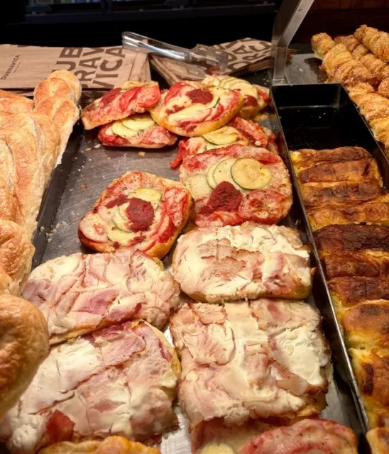 🇭🇷 Zagreb's Must-Visit 🌟 Hidden Gem Restaurant