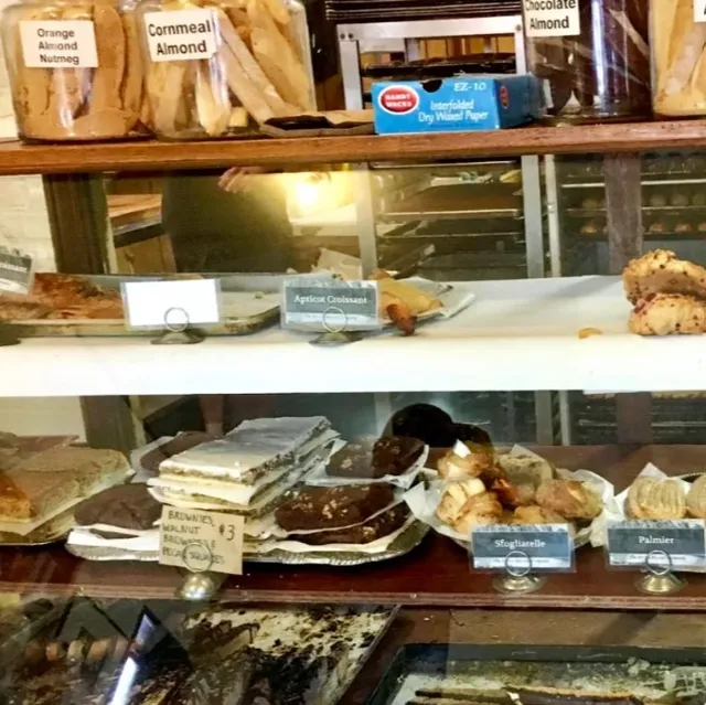 Enrico Biscotti 🍪 | Pittsburgh