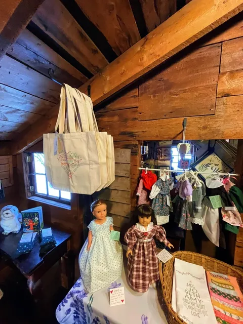 Little Women Found LITTLE WOMEN