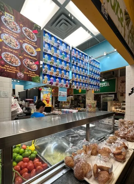  Hmongtown Marketplace: A Vibrant Cultural & Culinary Hub in St. Paul