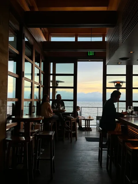 Come to Malibu Beach? You Have to Try Nobu! 🍣