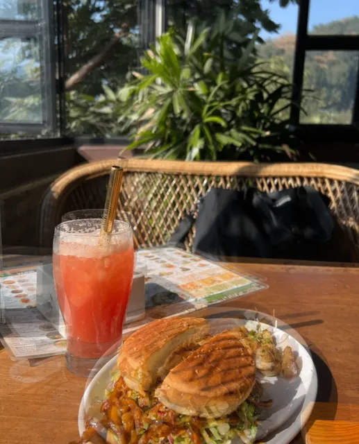 This Lakeside Vegan Spot Won My Heart—Mushroom Burger So Good I Wanted