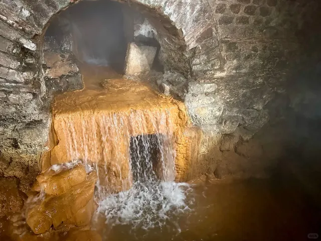 🏛️ The Roman Baths: Where Antiquity Meets Luxury