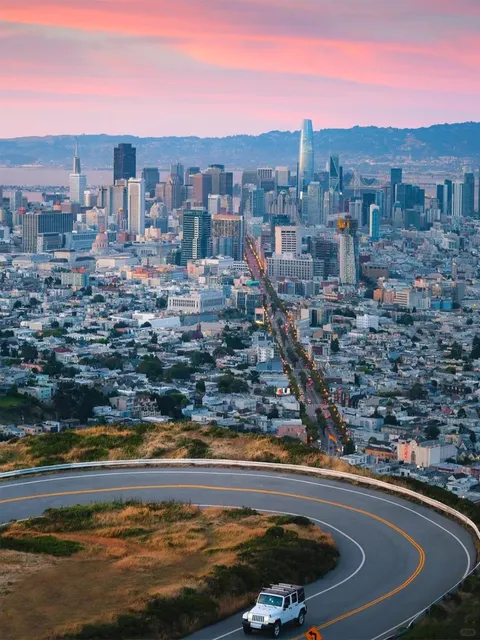  🌆💖Twin Peaks, San Francisco: Where Romance Meets the Skyline