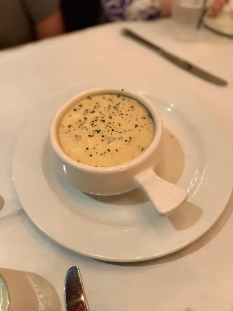 Ocean Prime - Boston's Glossy Seafood Power Lunch Spot 🦞💼  