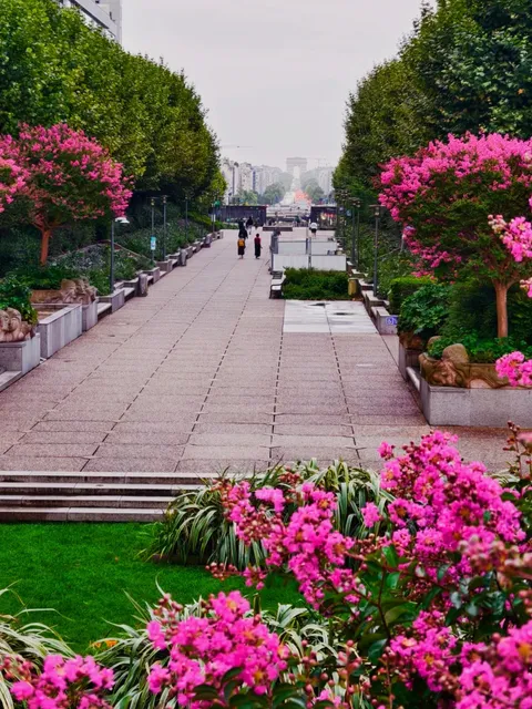 La Défense' Grande Arche After the Rain: A Nighttime Masterpiece 🌆✨