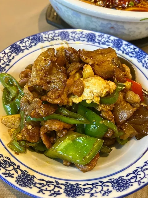 🇺🇸 Instant Love for the Tossed Braised Noodles at Philly Chinatown