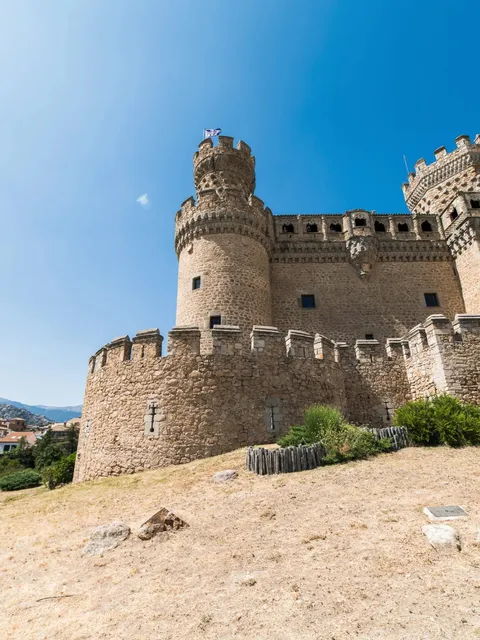 An Invitation to Explore an Ancient Castle in the Madrid Region✉️