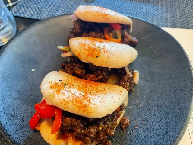 harlotte Eats | Stop Here for a Quick Bite After Shopping 🛍️