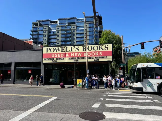 ✨ Portland 2-Day Getaway: Seattle to PDX Road Trip! 🚗💨