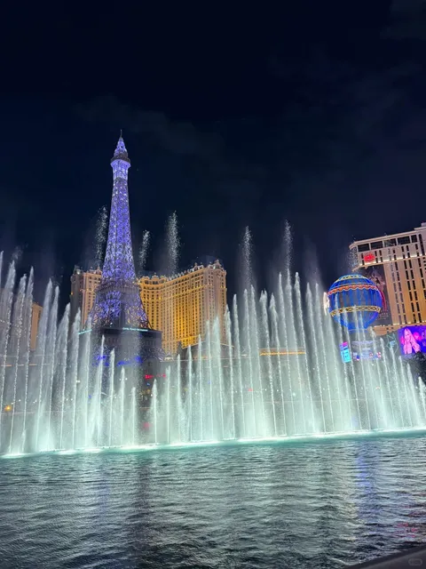 The Ultimate Romantic Dinner in Las Vegas! 💖🍷