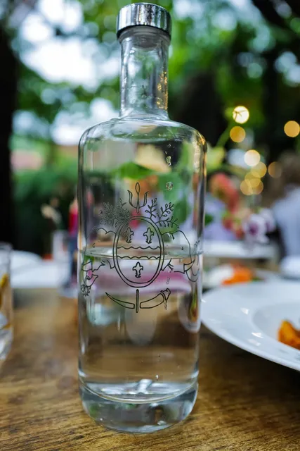 Petersham Nurseries: London’s Revitalized Queen’s Greenhouse Escape 🌿