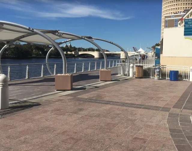 This park is a wonderful commemorative space!