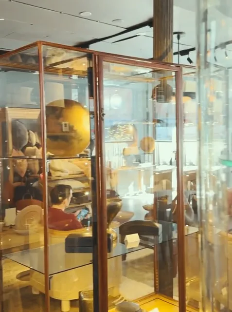 Elegant and Romantic—Would You Go Here for a Date? 🌹