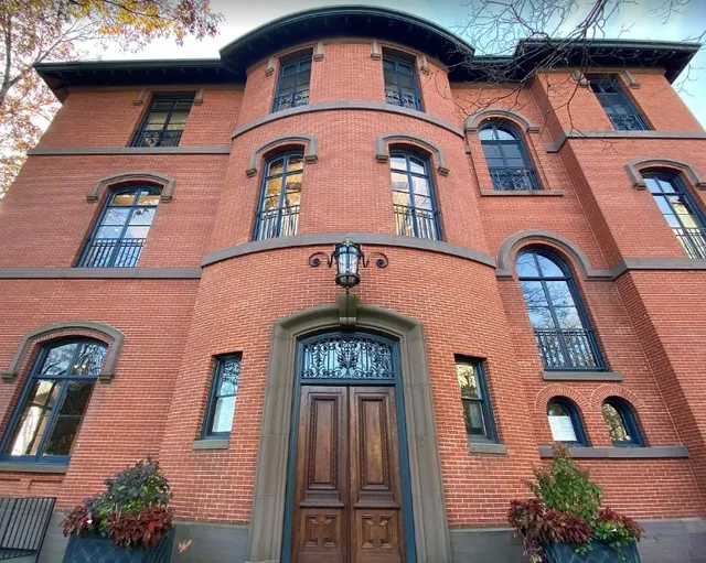 Hidden Gem at RISD｜Woods-Gerry Gallery 🎨