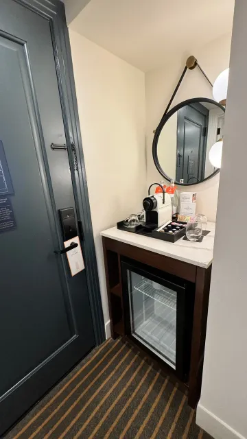 An Amazing Hotel with Outstanding Staff & Service! 🌟🏨💖