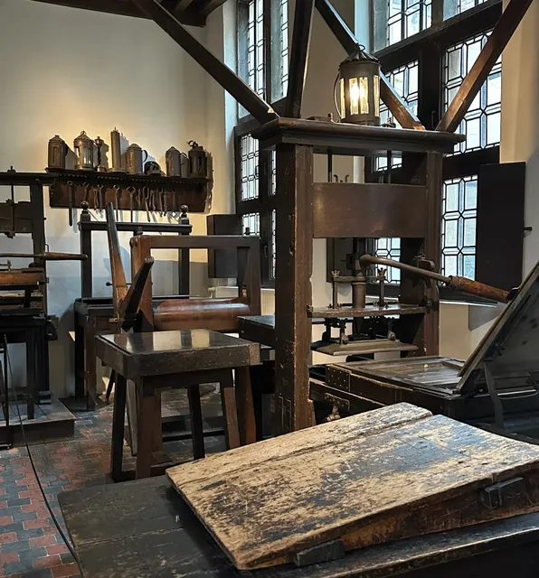 From the 16th-Century Printing House to Digitalization and AI 🇧🇪