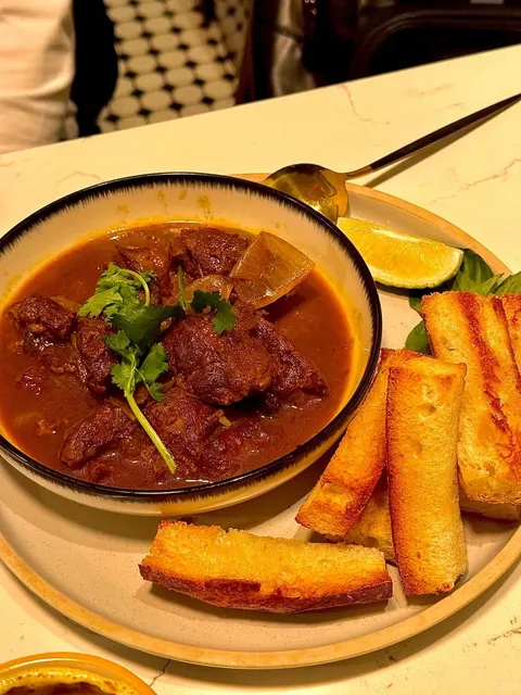 NYC Rainy Day Find — West Village Vietnamese Hidden Gem! ☔🇻🇳