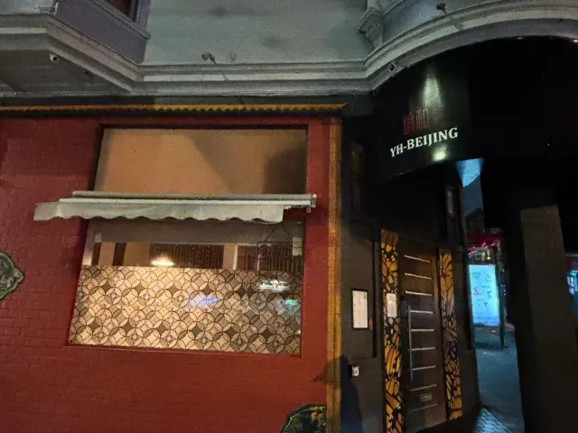 🍽️ Good, But... A Mix of Elegance & Letdown 🦆