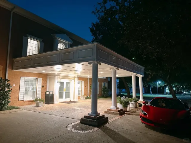 Staying at Cooper Hotel Conference Center & Spa in Dallas 🏨✨