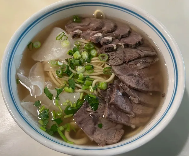 Delicious Hand-Pulled Lanzhou Beef Noodles “Near” Cleveland 🍜💨