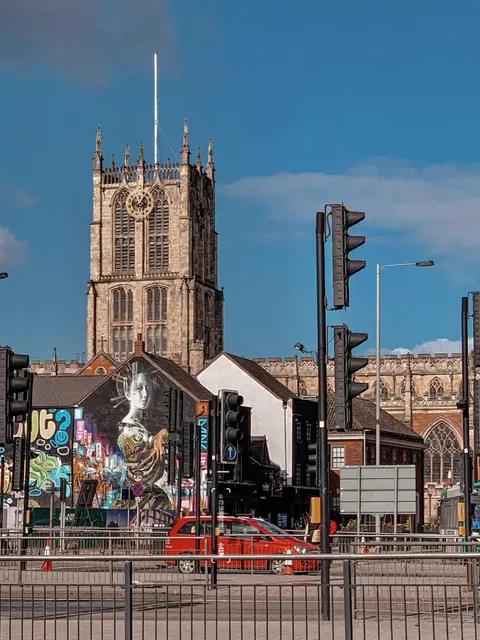 🇬🇧 Hull: The City of White Phone Booths & Seaside Dreams ☎️🌊