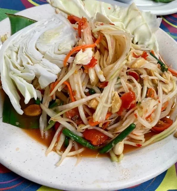 🇺🇸 Houston Hidden Gem: Thai Market’s Flavor Bomb! 🌶️🍍