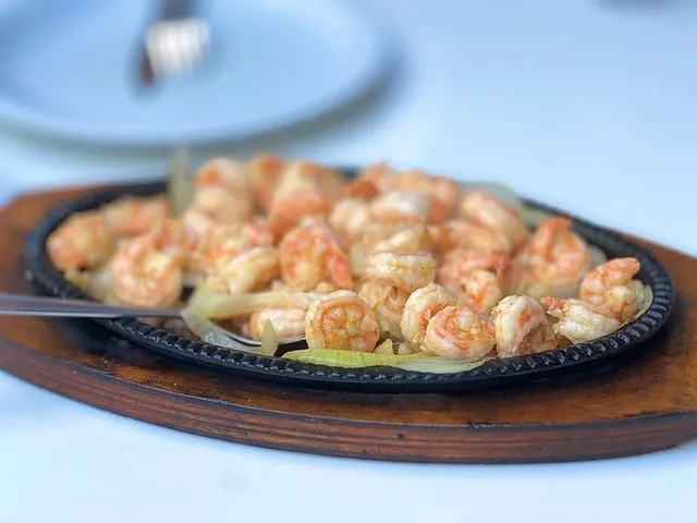 🇧🇷 RECIFE Seafood Heaven - CALDINHO DE NENEN 🦀🔥