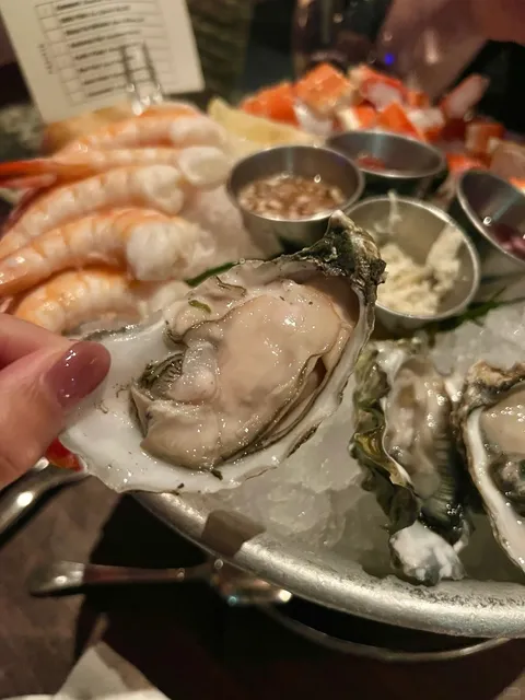 Irvine Must-Try Seafood Spot | Water Grill 🦪