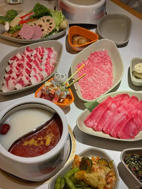 Seattle Hot Pot Alert‼️ Fresh-Cut Beef to Die For