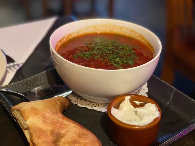 New York’s Must-Try Georgian Cheeseboat Pizza for Cheese Lovers (2)🧀