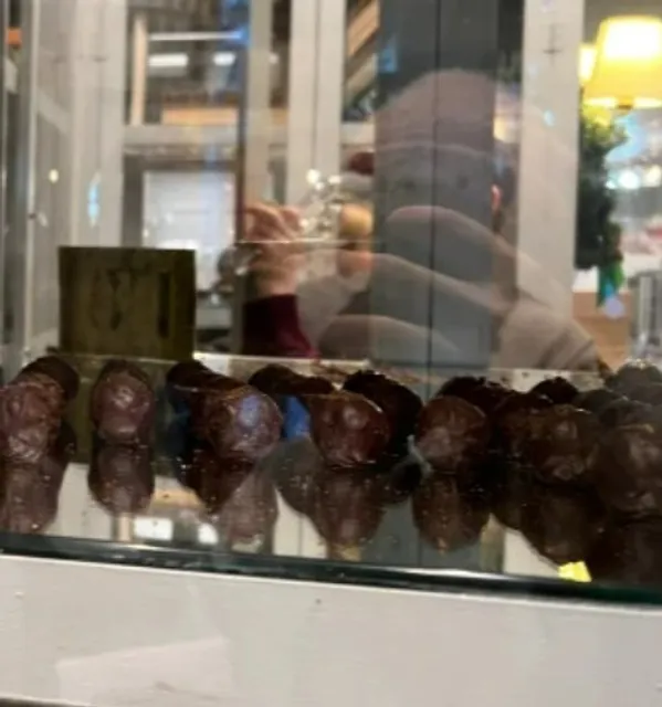 🍫 Chocolat by Adam Turoni Savannah