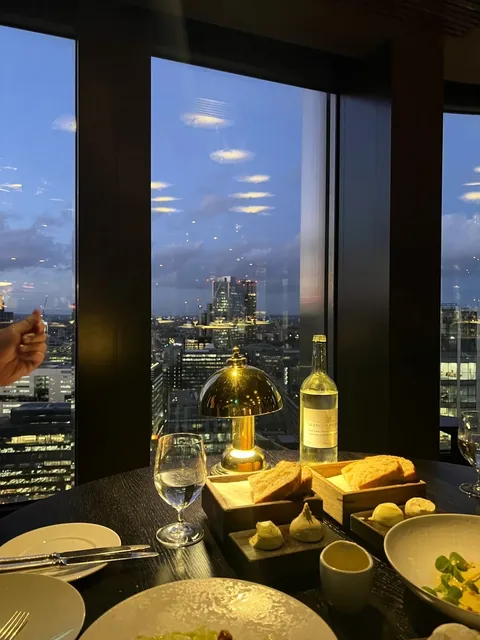City Social | London's Michelin One-Star Date Spot 