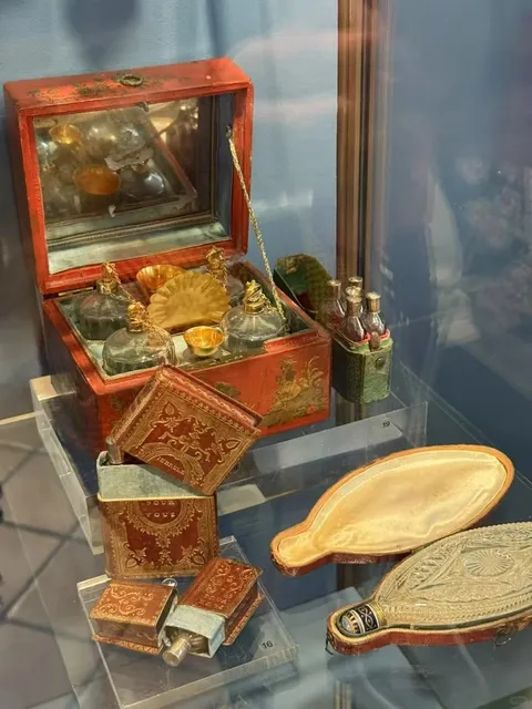 A Free (& Slightly Sneaky) Fragrance Journey 🌸🕵️♀️