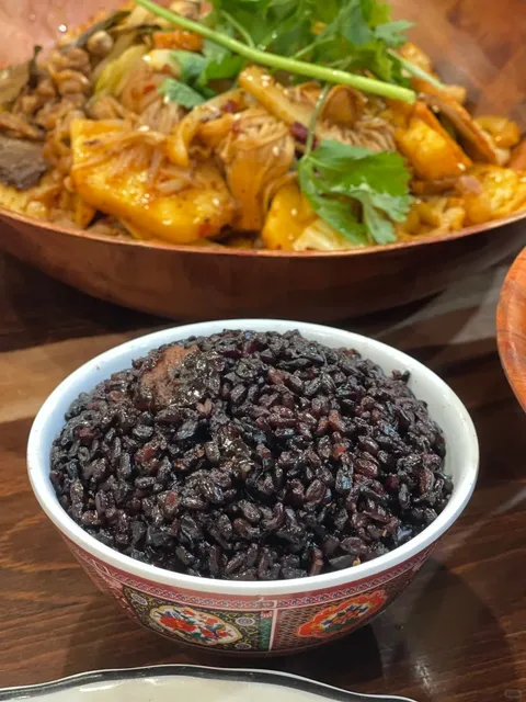 NYC｜Thick-Cut Beef Tongue👅 in Mala Hot Pot! Wish I Tried Sooner!!