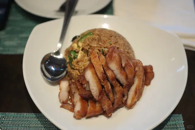 DMV | Mango Sticky Rice & Coconut Ice Cream at Baan Siam, Washington